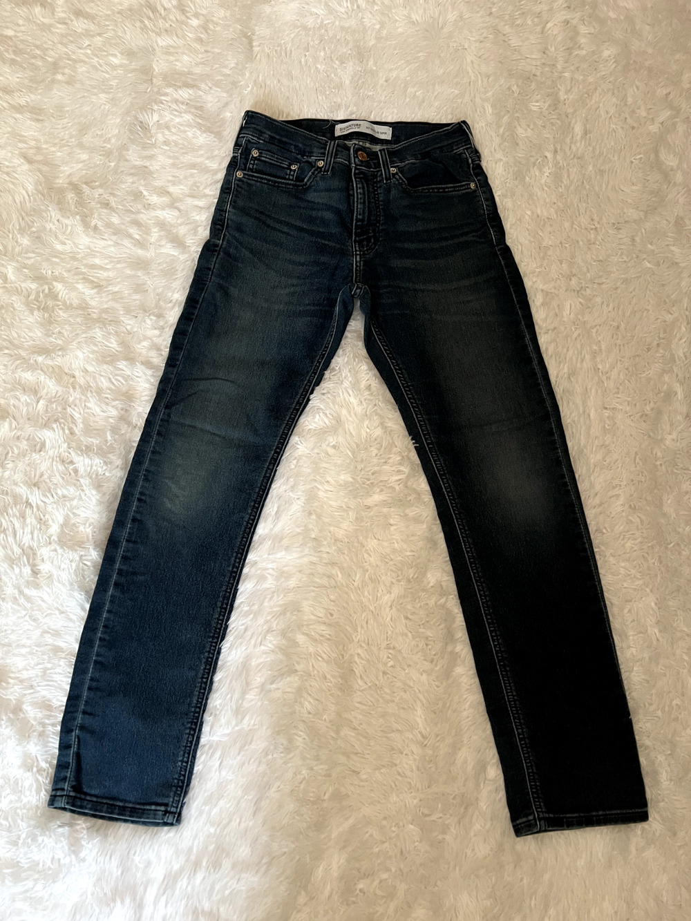 Men’s Signature Levis Blue Jeans Size 28x30